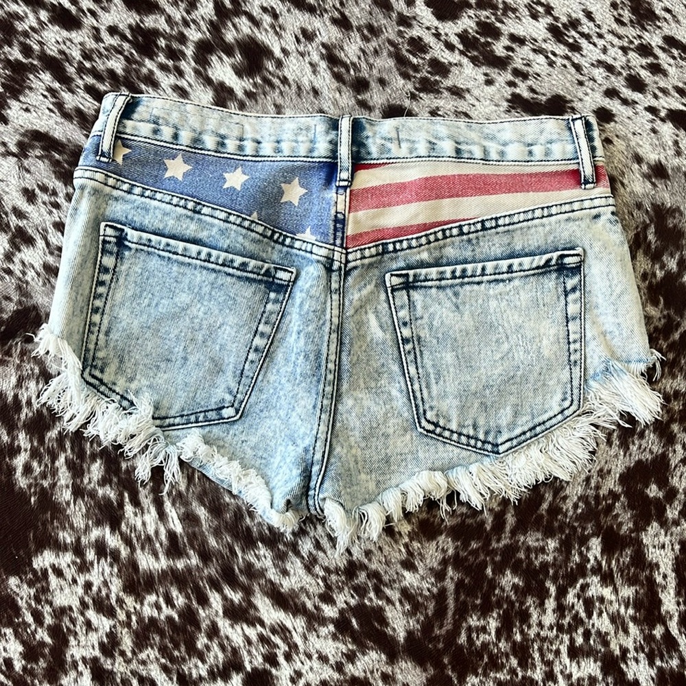 Bullhead Shorts